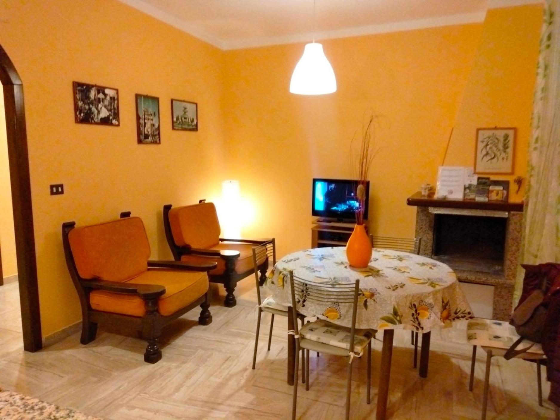 Casa Di Anna Apartment Tolfa Bagian luar foto